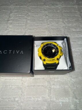 Activa digital Watch